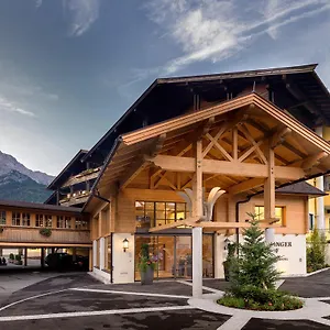 Waidringer Hof 4 Sterne Superior Hotel