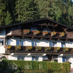 Haus Salzburg 아파트 제펠드 인 티롤