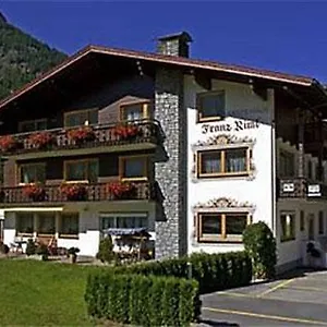 Vizensn Living Guest house Solden