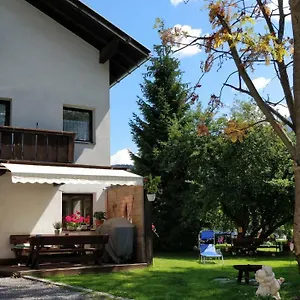 Haus Senn Apartamento *