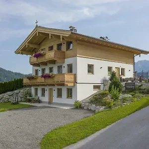 Ferienwohnung Hausberg *