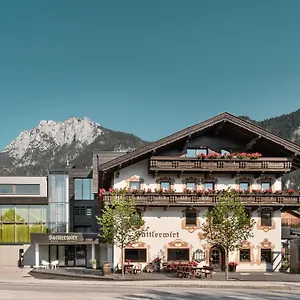 Wirtshaus Sattlerwirt Szálloda