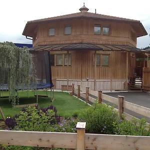 Oktogon Ferienhaus