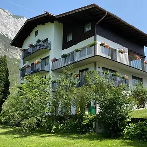 Alpina *