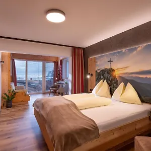 Sonnleiten Ski- Und Motorradhotel Bruck Im Zillertal ホテル