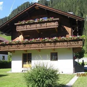 Artur Wieser Apartment *