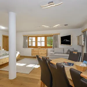 Kitzbuehelblick Apartmán *