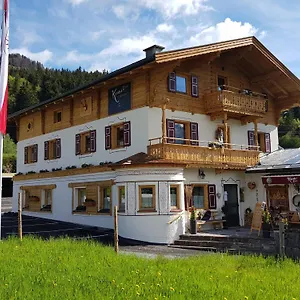 Land-und Apartmenthaus Kapelln Apartment