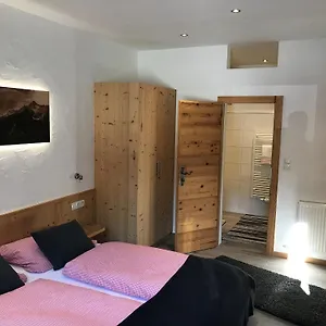 Fuegen, Fuegen, Cleaning Included Apartment *