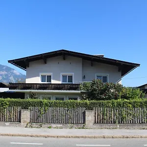 Haus Mollenhoff アパート