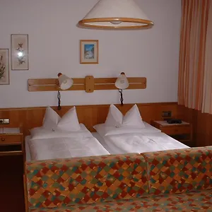 Gasthof Haus Maria Leiter *