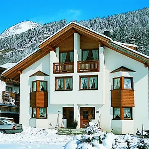 Haus Lore 301w
