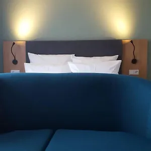 Aparthotel Amh-wohnen Auf Zeit 2*
