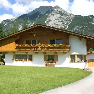 Apartamento Haus Schiefer Leutasch