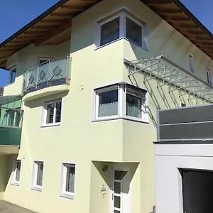 Haus Helga 公寓 利恩茨